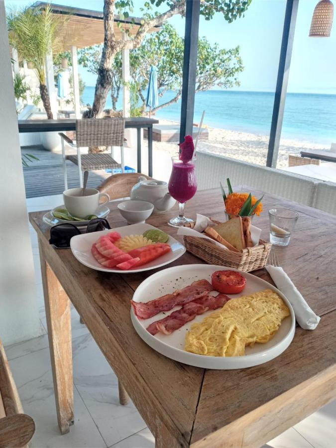 Amp Beach House Toyapakeh ภายนอก รูปภาพ