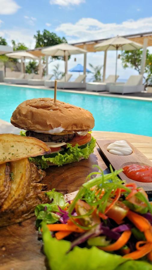 Amp Beach House Toyapakeh ภายนอก รูปภาพ
