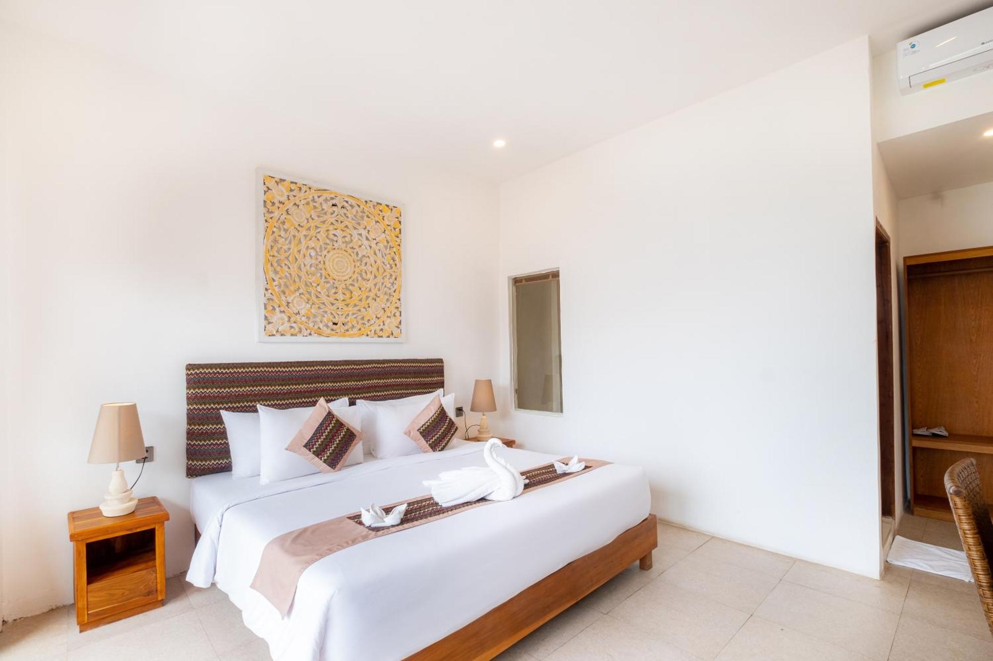 Amp Beach House Toyapakeh ภายนอก รูปภาพ
