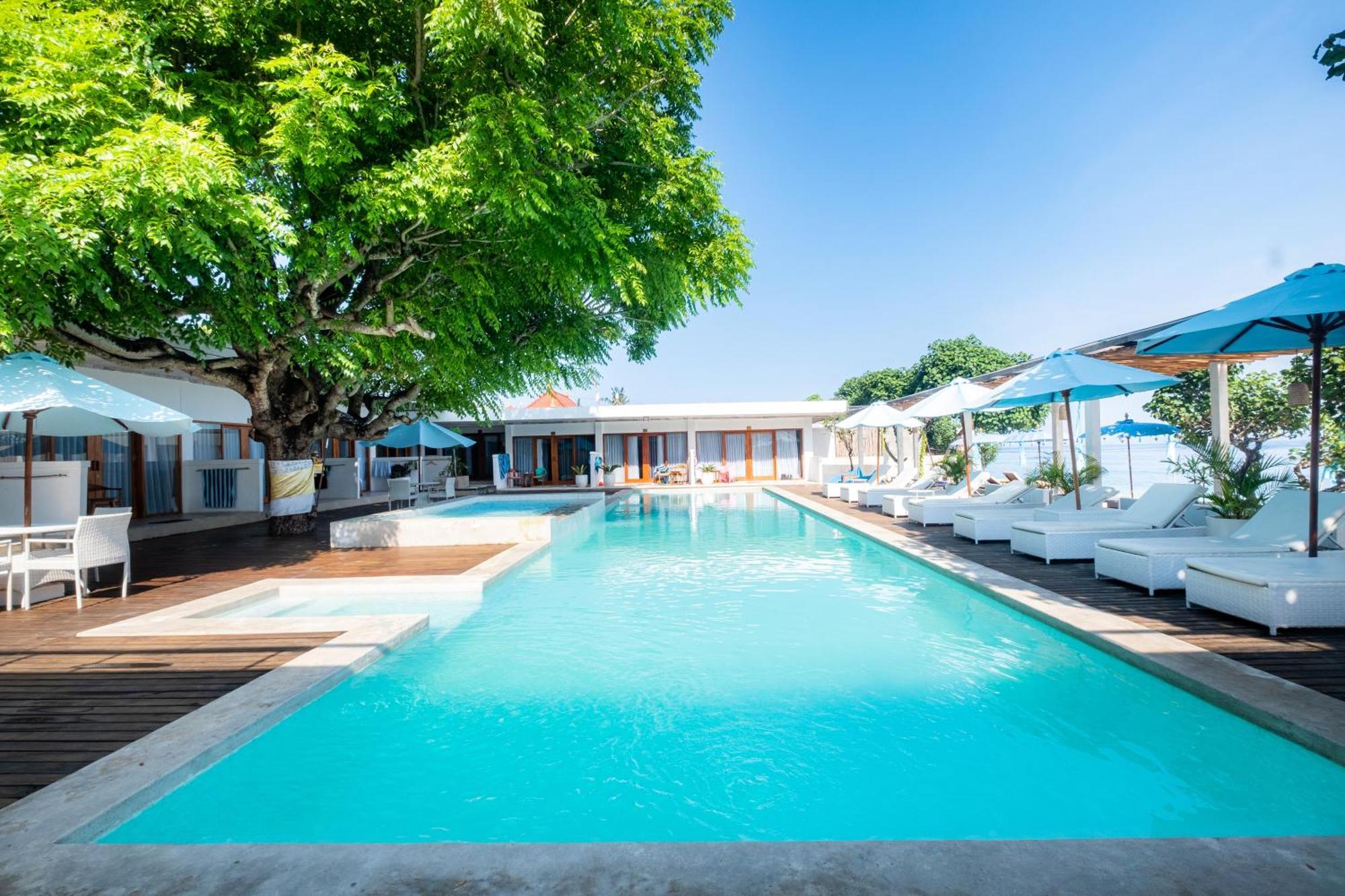 Amp Beach House Toyapakeh ภายนอก รูปภาพ
